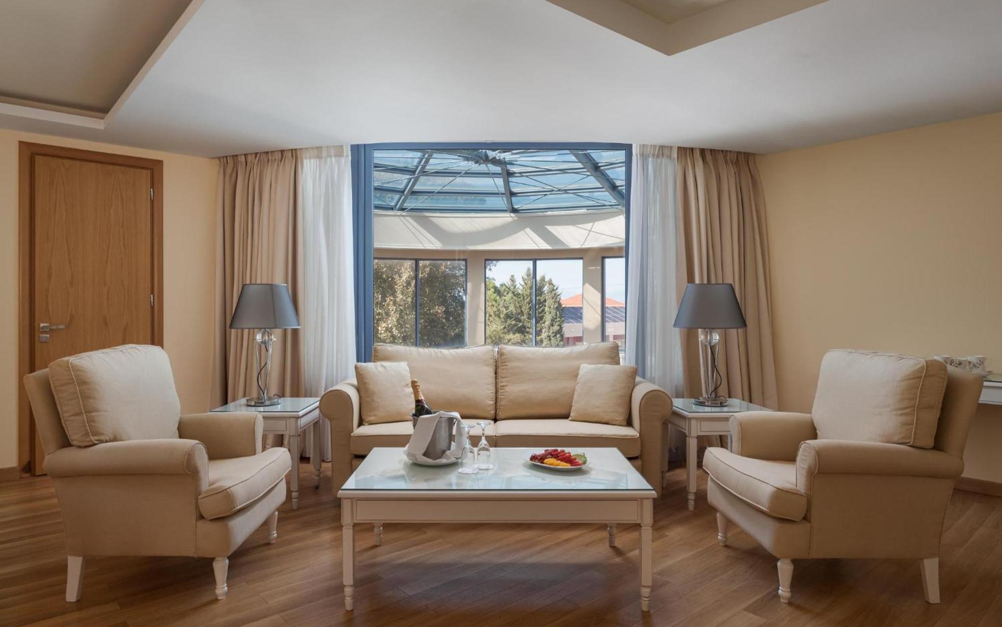 Alkyon Resort Hotel & Spa ヴラハティ エクステリア 写真